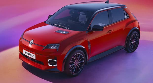  Renault R5 E-Tech Electric, autonomia aumentata e nuova versione d'ingresso: fino a 430 km di percorrenza 