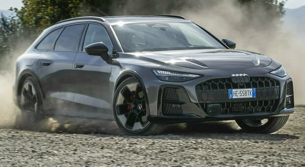  ?Audi A6 allroad, si può scegliere tra sport e avventura anche in versione ibrida plug-in. Design muscolare e prestazioni top 