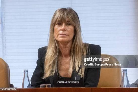 Spagna, Begoña Gómez affronta il processo: l'accusa è di traffico di influenze