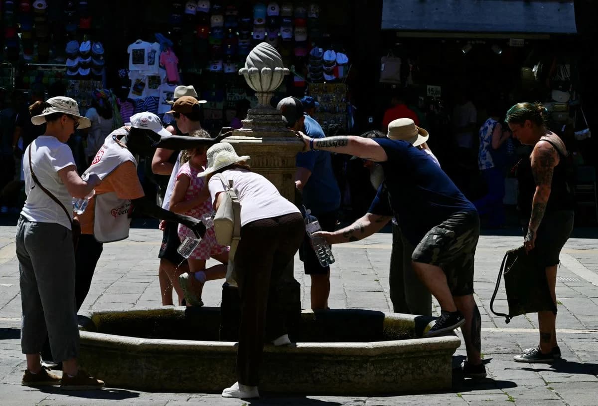 Caldo estivo: attesa una pausa per Ferragosto, allerta rossa in 7 città