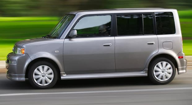  ?Scion (Toyota), Neon (Chrysler) e Saturn (Gm): le storie parallele. Nate in Usa, grande notorietà ma profitti bassi 