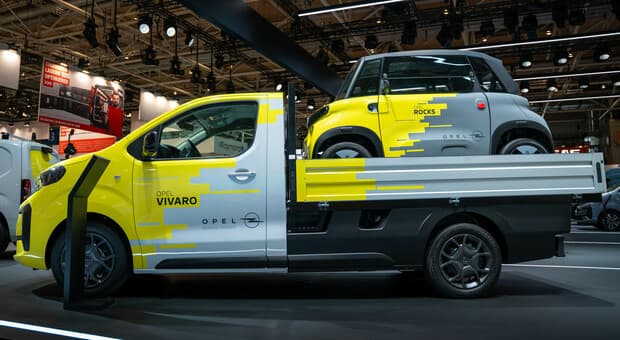  Opel, anche il commerciale ?tascabile? Rocks Kargo da 2,41 metri di lunghezza in vetrina allo Iaa Transportation 