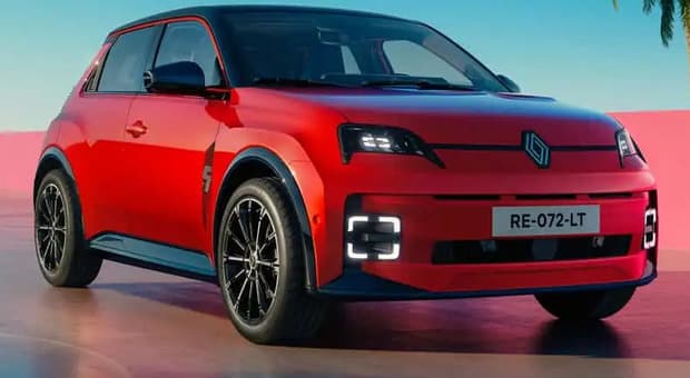  ?Renault 5 E-Tech Electric, ora è più efficiente e funzionale. Incrementa l'autonomia e debutta l'entry level Five da 110 cv 