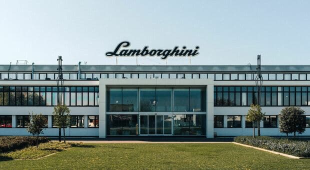  Lamborghini chiude semestre con fatturato di 1,74 mld e 5.422 vetture consegnate. Redditività al 22,7% 