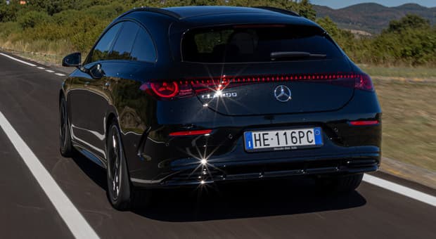  Mercedes GLB hybrid e CLA shooting brake hybrid: condividono il cuore ma il carattere è diverso 