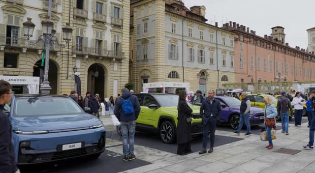  Aperto il Salone Auto di Torino 2026, al centro c'è Stellantis ma i brand cinesi sono tanti ed agguerriti 