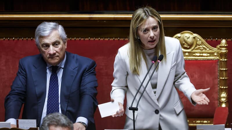Legge elettorale: tensioni post-voto sulle preferenze. Le opposizioni criticano: «Meloni è sfiduciata». Tajani e Ciriani: «Il governo prosegue»