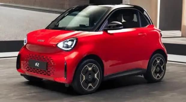  Smart #2, la regina delle citycar è tornata. L?erede della Fortwo riparte dal Salone dell'Auto di Parigi 