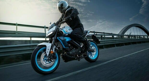  Yamaha MT-125 2027, arriva il restyling nel segno della famiglia Hyper Naked 