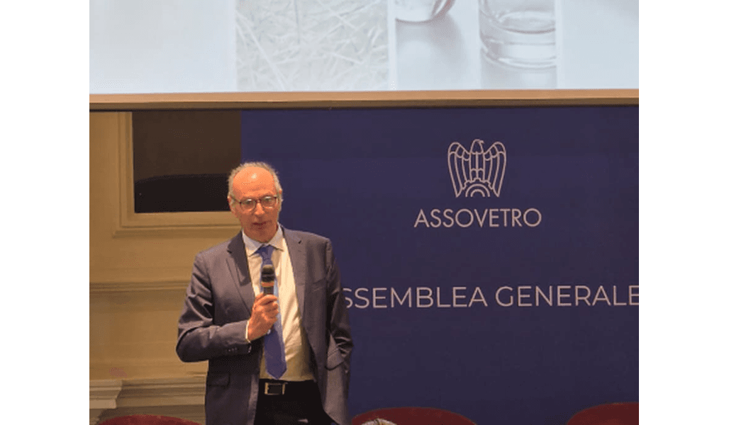 Gas supera gli 80 euro per MWh: preoccupazioni per il settore del vetro su produzione e investimenti