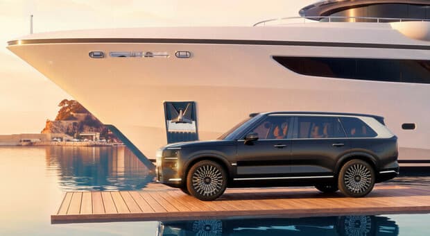  ?Zeekr 9X, debutta al Monaco Yacht Show il Suv extralusso: 897 cv, 900 Volt e 179 km di autonomia elettrica 