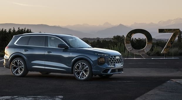  ?Audi Q7 di terza generazione da settembre nei concessionari a partire da 87.150 euro con il V6 TDI 