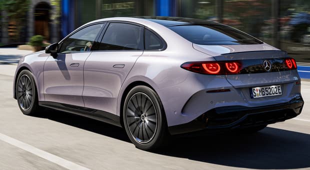  Mercedes, il rilancio parte anche dalla Classe C elettrica. In arivo entro il 2027 30 nuovi modelli 