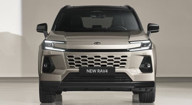  Toyota passa all?elettrico ad autonomia estesa allargando la propria offerta di ibridi, ma soltanto in Cina 