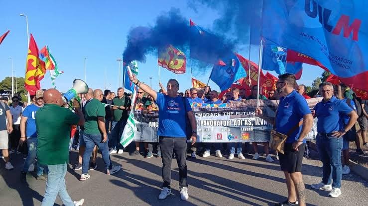 Ex Ilva, sciopero e blocchi stradali: l'indotto si ferma per 24 ore