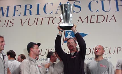 Libri: “Storie e campioni di Napoli nell’America’s Cup”