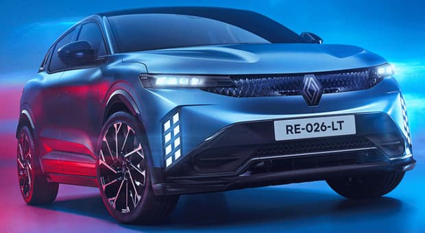  Renault, la nuova Mégane elettrica debutta a Torino. Sarà affiancata dalla Twingo E-Tech Electric e dalla Clio Full Hybrid 