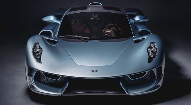  Hennessey Blackbird, hypercar con il V8 aspirato da 850 cv che esalta il piacere di guida. Ha cambio manuale e trazione posteriore 
