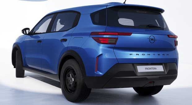  Opel Frontera allarga la gamma, c'è il motore benzina da 100 cv con cambio manuale. Scende il prezzo base 