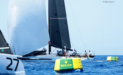 Mondiale TP52, Alpha+ aggancia Sled: Porto Cervo regala un finale tutto da vivere