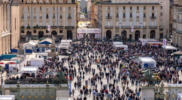  A Torino si apre domani il Salone Auto, 47 case con oltre 200 modelli: 40% dei brand è cinese 