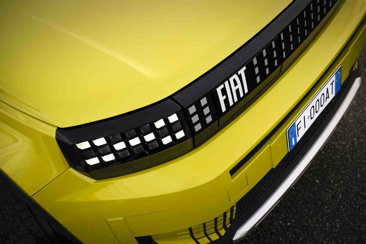 Fiat spazza via anche Dacia con il suo SUV: cala ancora il prezzo, che bomba